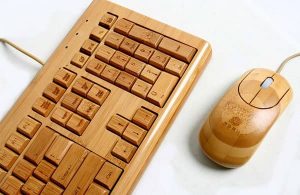 mouse y teclado de bambu